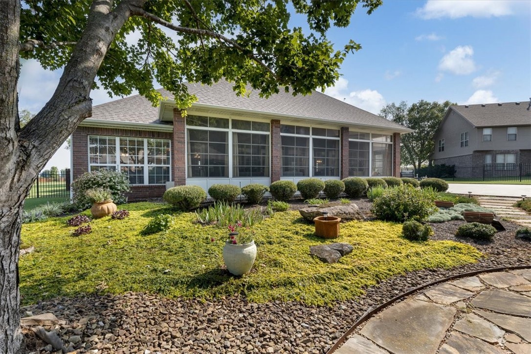 Summerbrook Place - Residential