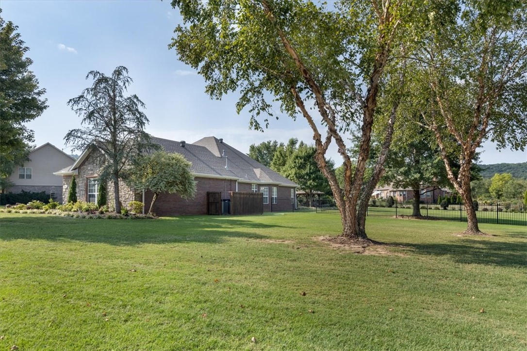 Summerbrook Place - Residential