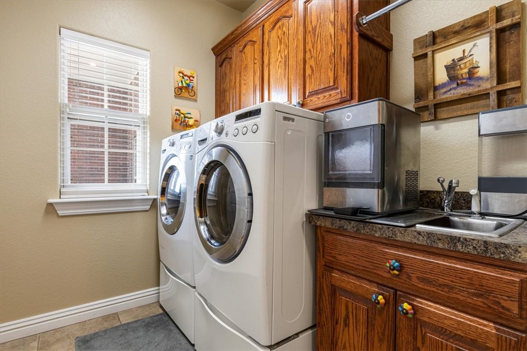 Summerbrook Place - Residential