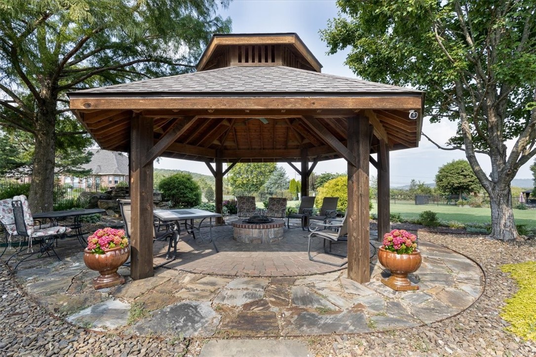 Summerbrook Place - Residential