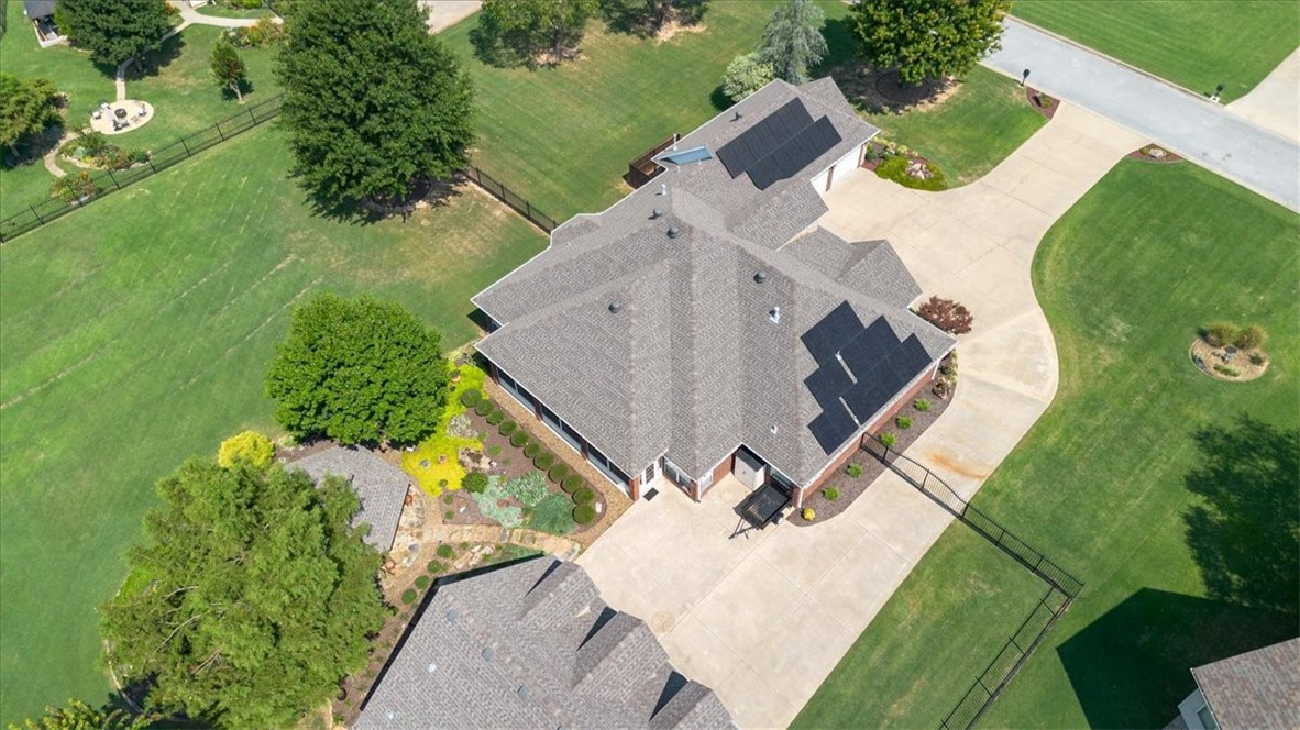 Summerbrook Place - Residential