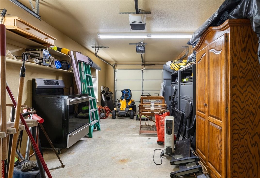 Summerbrook Place - Residential