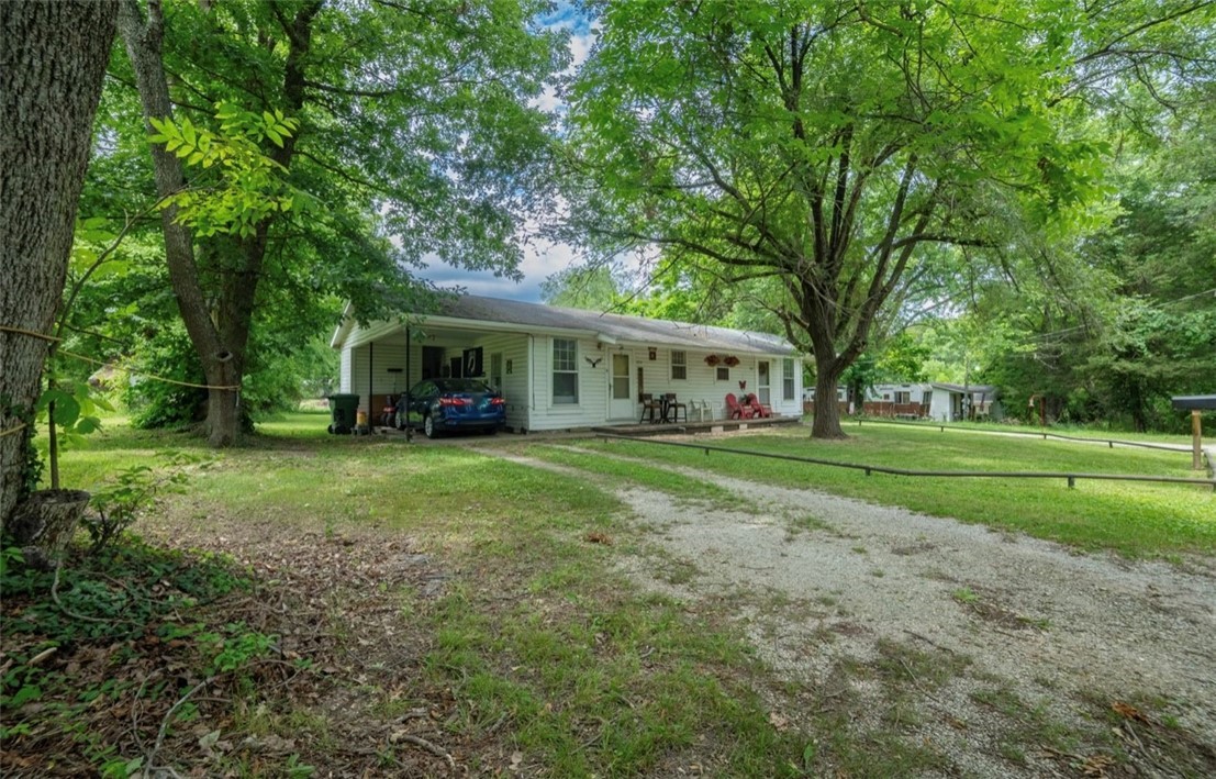 Discover this wonderful investment opportunity just a mile from the vibrant heart of downtown Rogers. This duplex offers two 1 bedroom, 1-bath units, perfect for rental income or multi-generational living. Additionally, included in the sale is a cozy studio apartment featuring 1 bed and 1 bathāideal for guests or as a separate rental unit. Located on a 0.6 acre lot, there's plenty of outdoor space to enjoy. The property does need some TLC, making it a great candidate for cash or conventional loans only. Don't miss your chance to transform this gem into your dream home or a profitable investment!