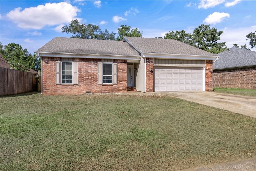Welcome to this charming 3-bedroom, 2-bathroom home offering 1,381 sq ft of comfortable living space in a highly desirable Rogers location! Situated just minutes from I-49, you’ll enjoy quick access to shopping, dining, entertainment, and an easy commute to the Walmart Home Office. This home features a newer roof replaced in 2021, and furnace replaced in 2024 giving peace of mind for years to come. Whether you’re a first-time homebuyer looking for the perfect starter home or an investor seeking a great addition to your portfolio, this property is full of potential.