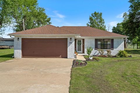 Photo of 210 Jenkins Road, Prairie Grove, AR 72753 (MLS # 1344092)