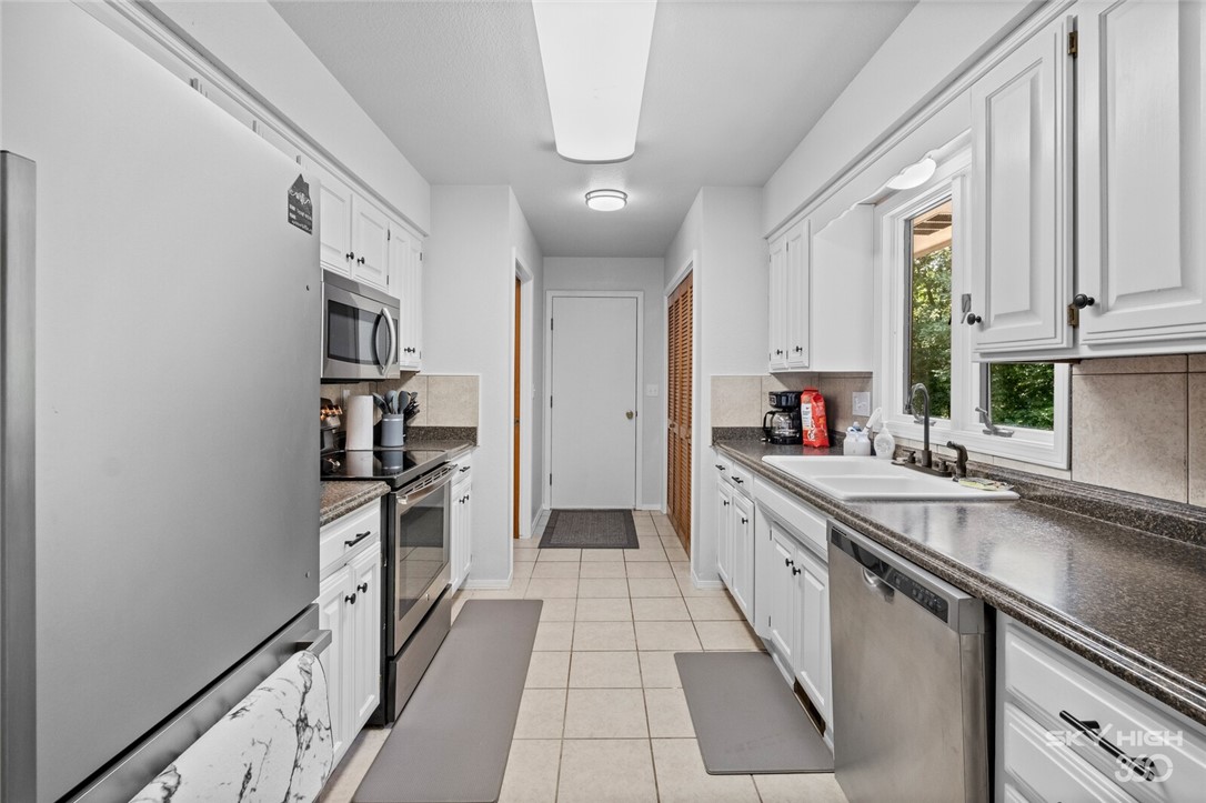 Wight Sub Bvv - Residential Lease