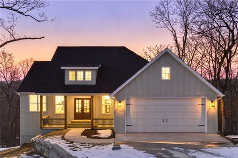 Photo of 26 Carew Drive, Bella Vista, AR 72714 (MLS # 1334798)