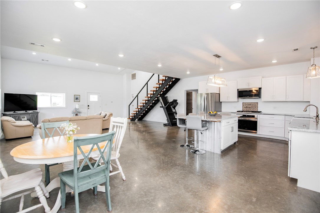 Cloud 9 Sky High Ranches Rep - Residential