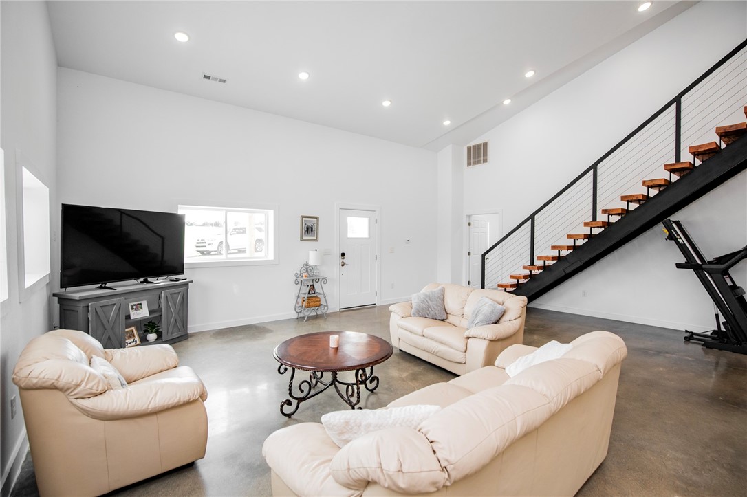 Cloud 9 Sky High Ranches Rep - Residential