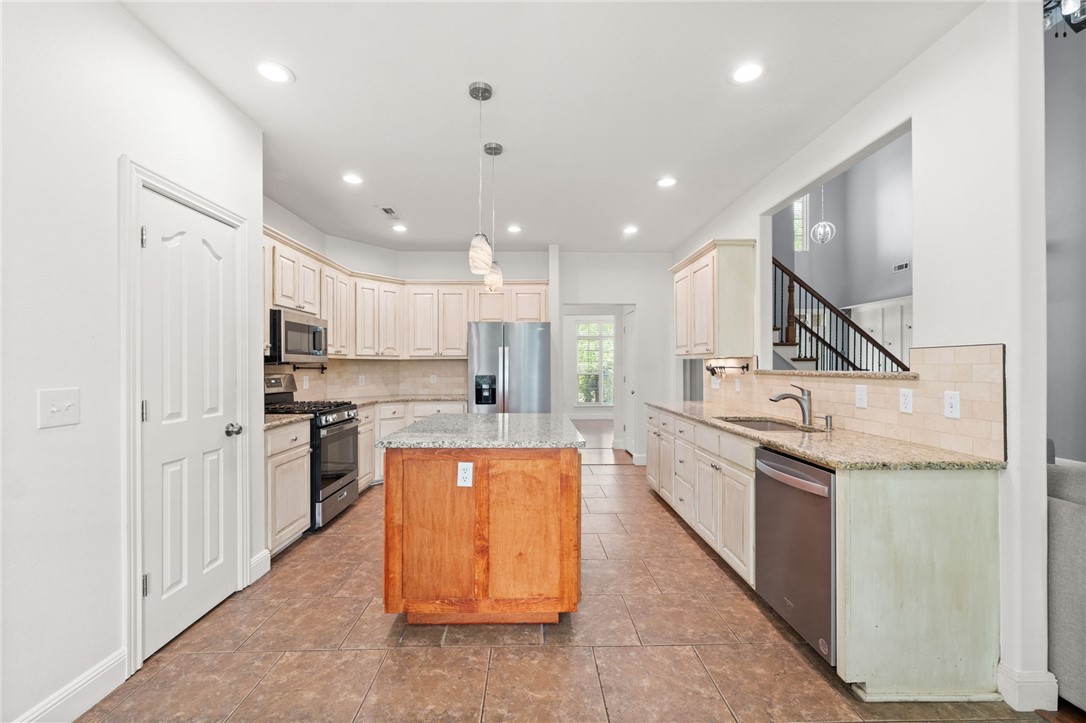 Legacy Pointe Ph Ii & Iii - Residential