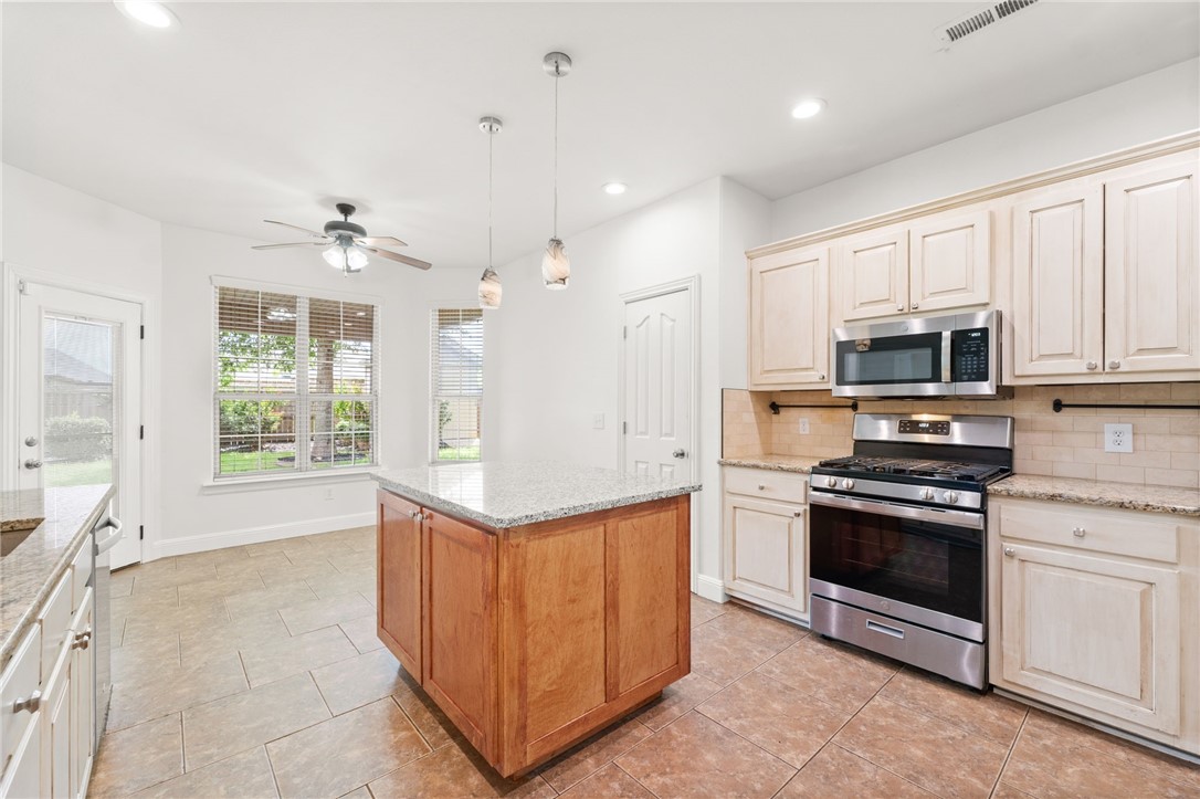 Legacy Pointe Ph Ii & Iii - Residential