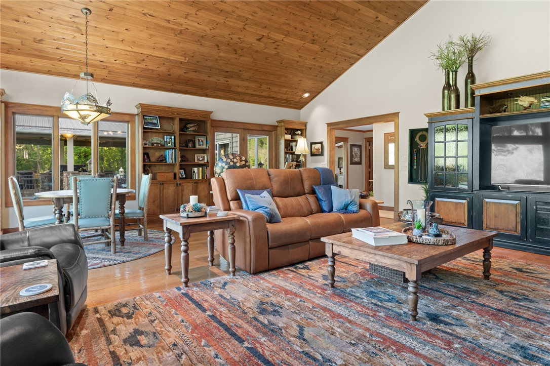 Rainbow - Residential