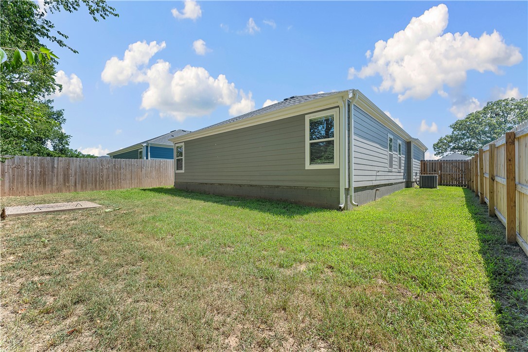 NASH CROSSING 1 & 2 - Residential Lease