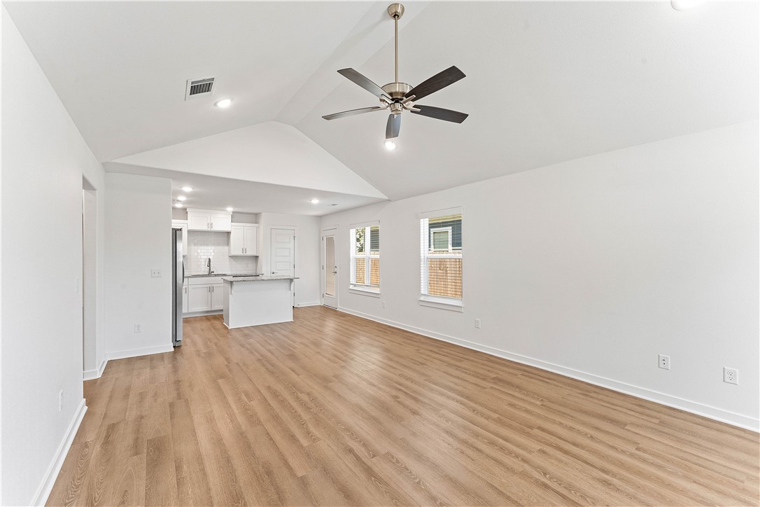 NASH CROSSING 1 & 2 - Residential Lease