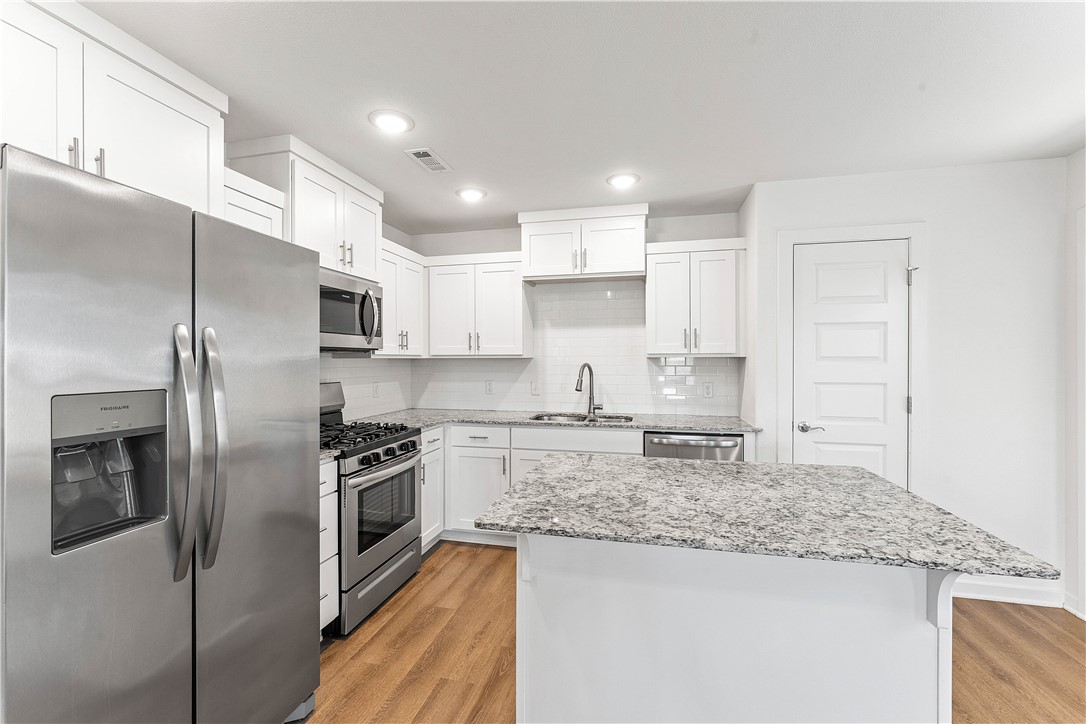 NASH CROSSING 1 & 2 - Residential Lease