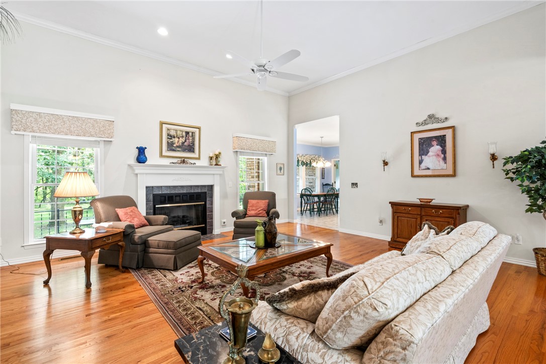 Avery Place Ph Ii Siloam Spgs - Residential