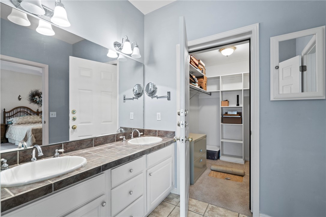 Avery Place Ph Ii Siloam Spgs - Residential