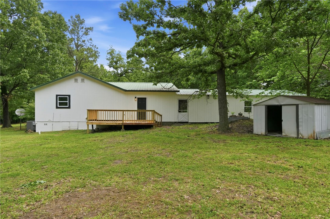 17-18-33-RURAL - Residential