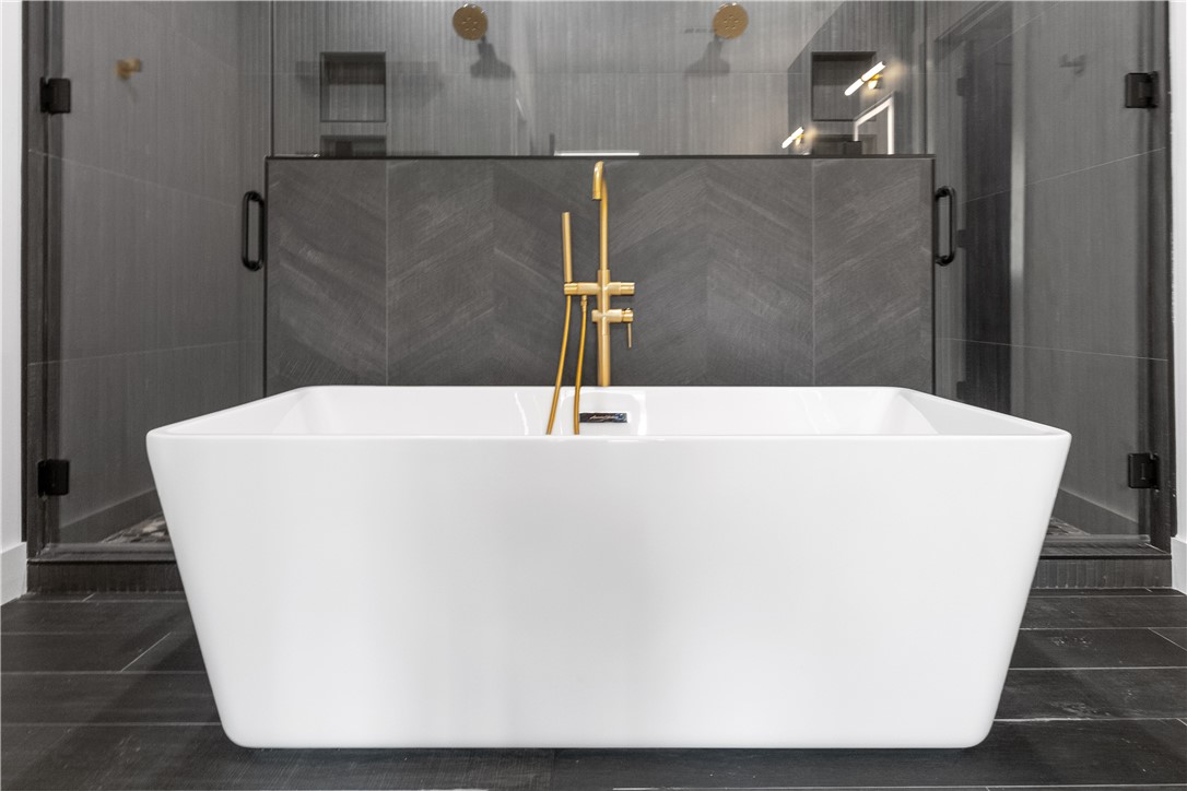 TALL TREE ADD PH II-AVOCA - Residential