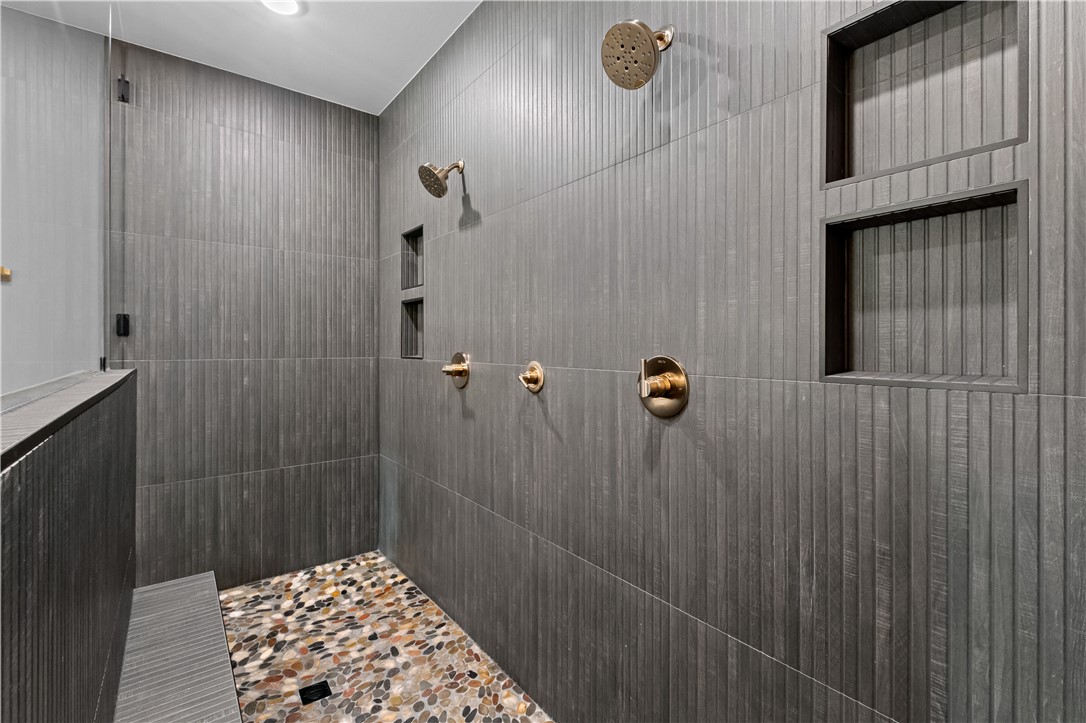 TALL TREE ADD PH II-AVOCA - Residential