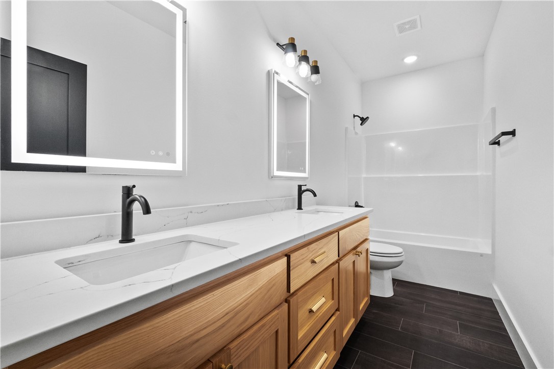 TALL TREE ADD PH II-AVOCA - Residential