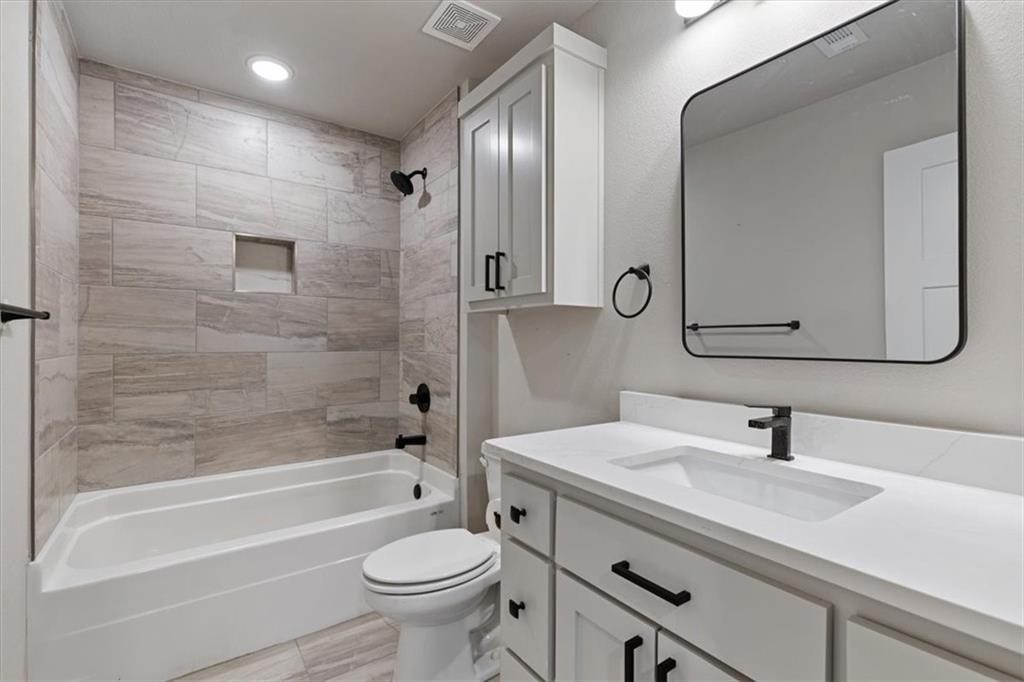 York Sub Bvv - Residential Lease