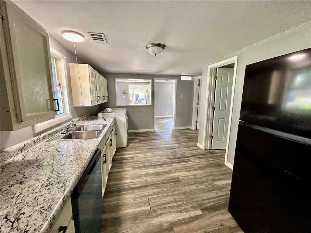 Delong Add - Residential