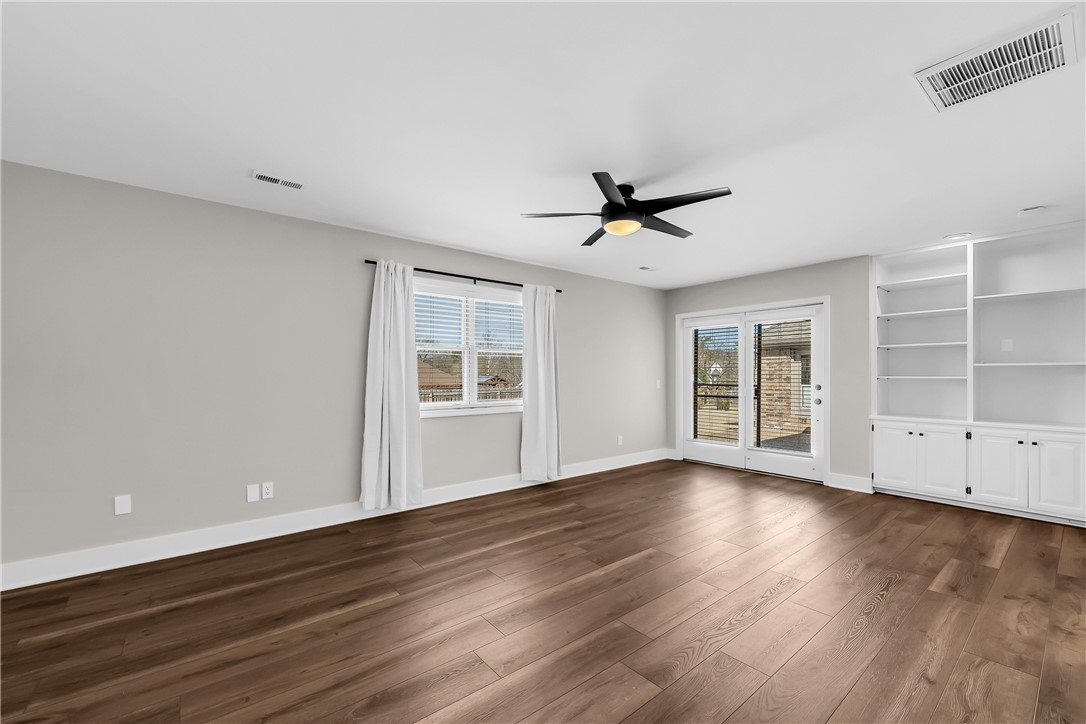 El Contento Acres Bentonville - Residential