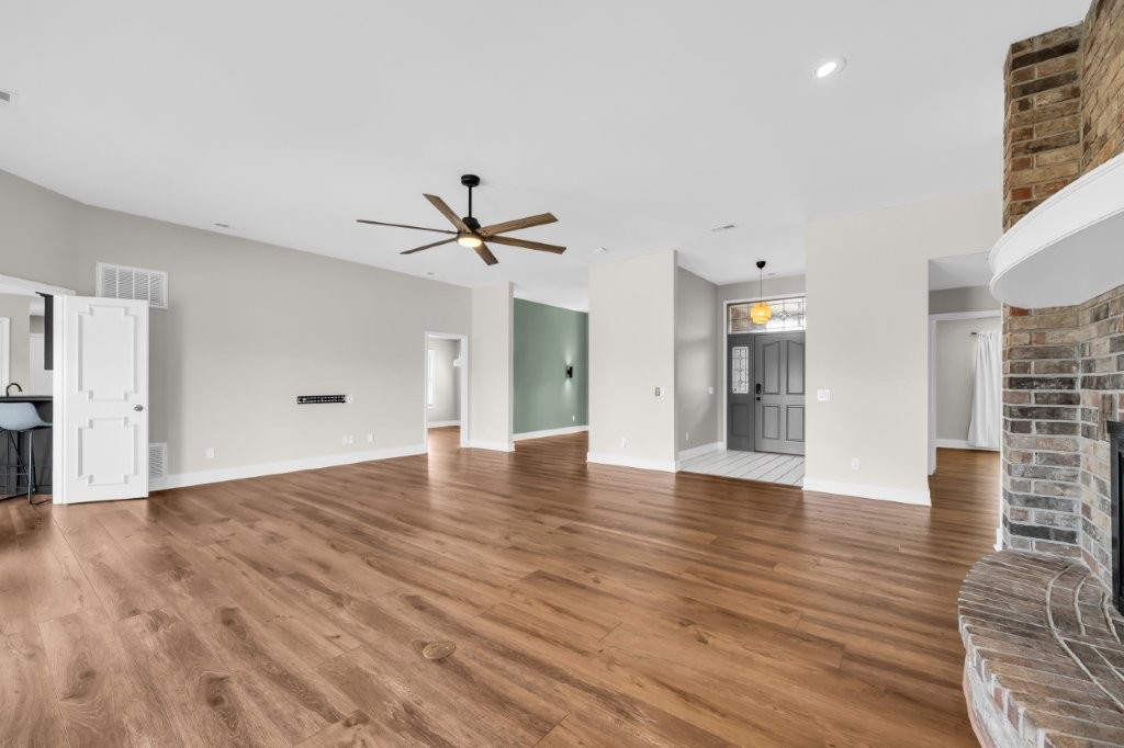 El Contento Acres Bentonville - Residential