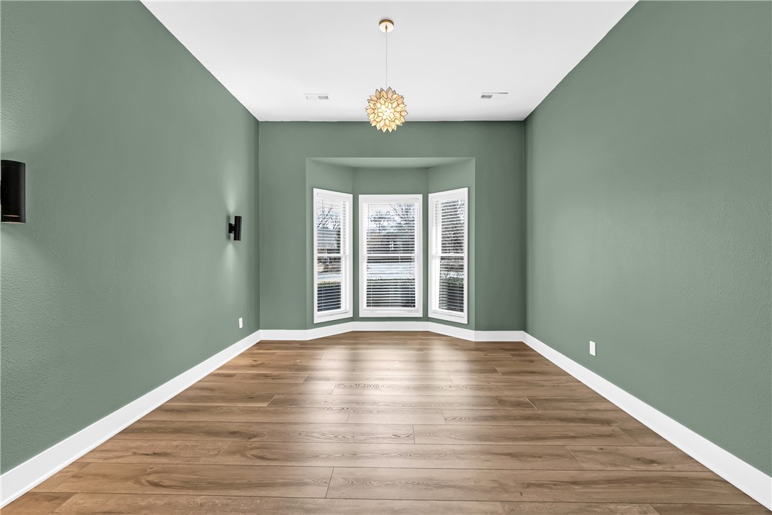 El Contento Acres Bentonville - Residential