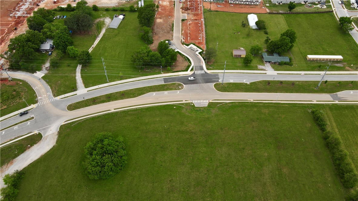 Springdale Outlots - Land