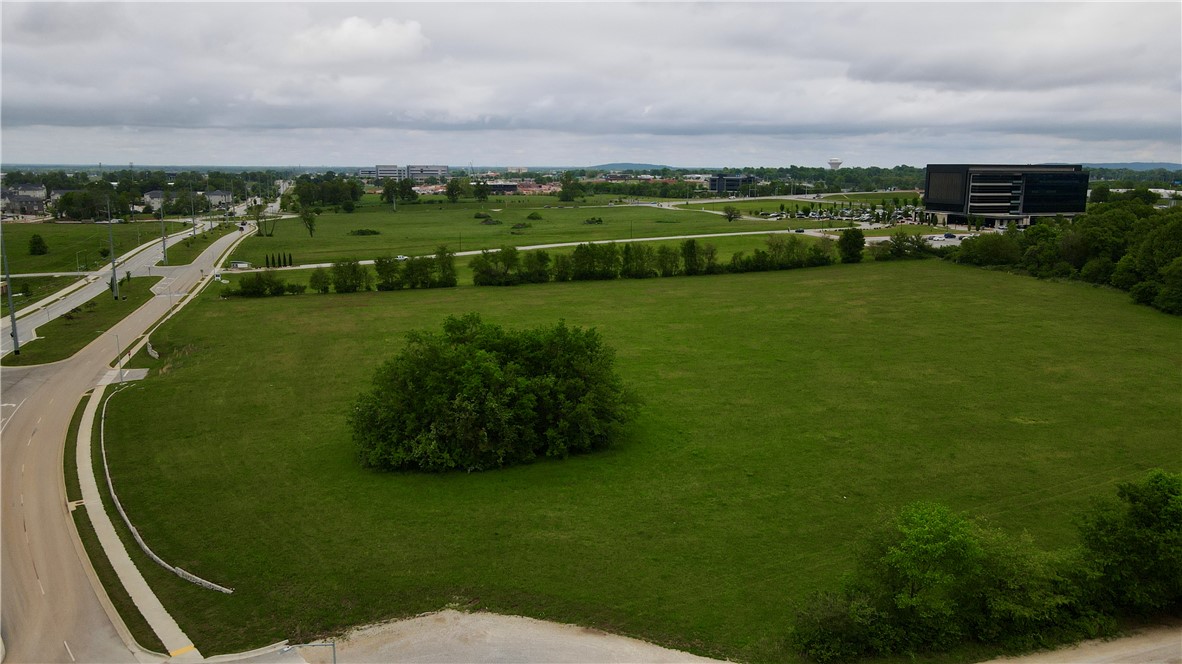 Springdale Outlots - Land