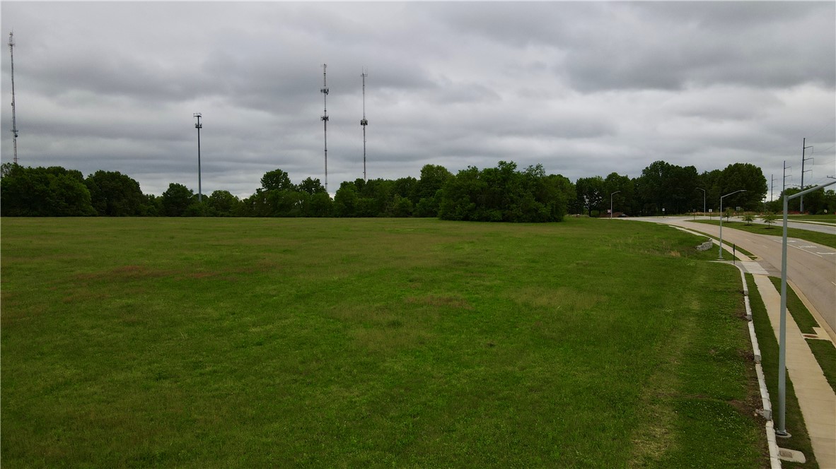 Springdale Outlots - Land