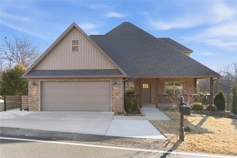 Photo of 96 Witherby Drive, Bella Vista, AR 72714 (MLS # 1333017)