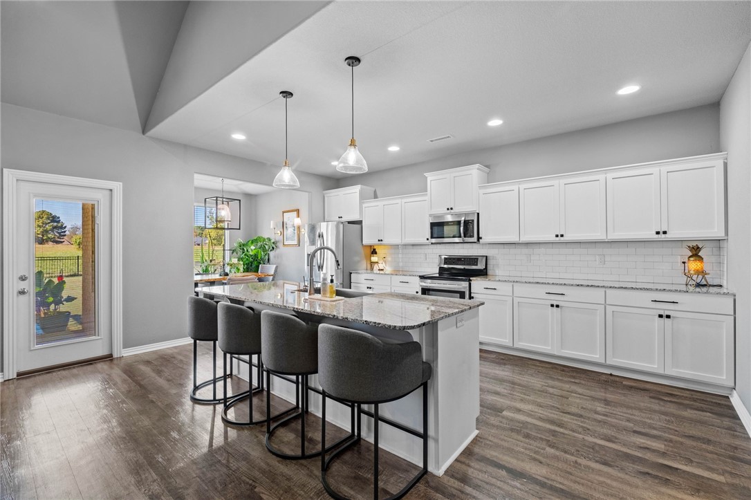 Bermuda Estates Rep - Residential