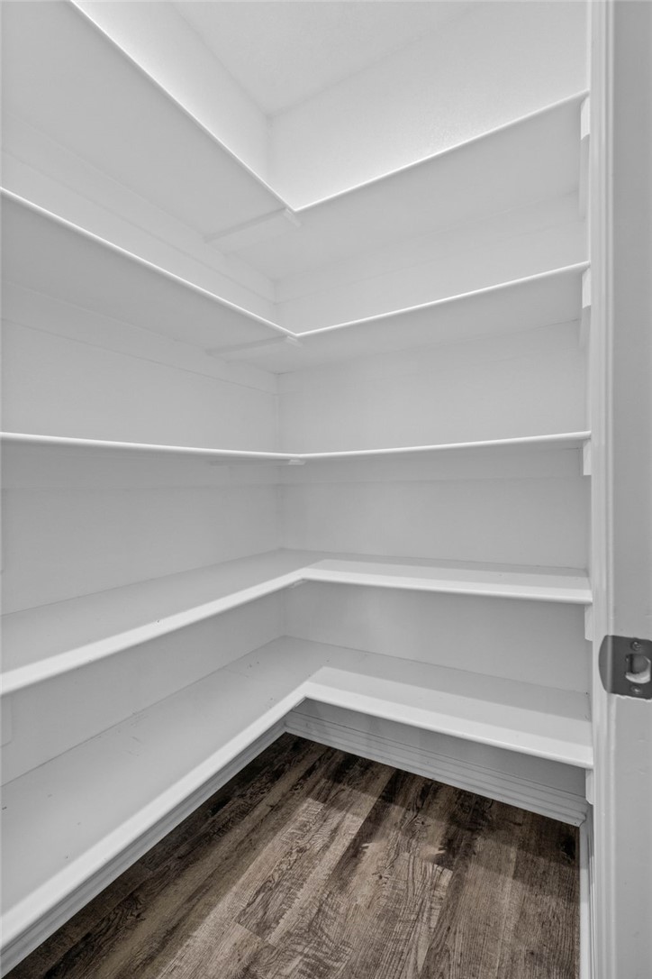 Bermuda Estates Rep - Residential