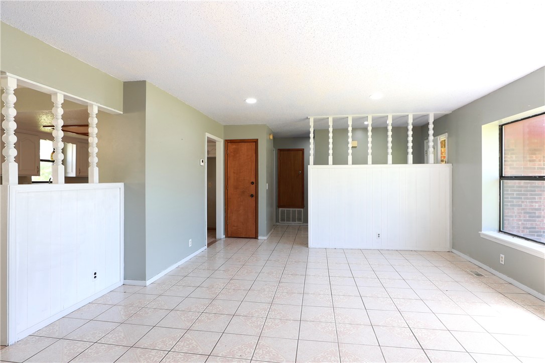 Centennial Acres Unit 05 Rogers - Residential