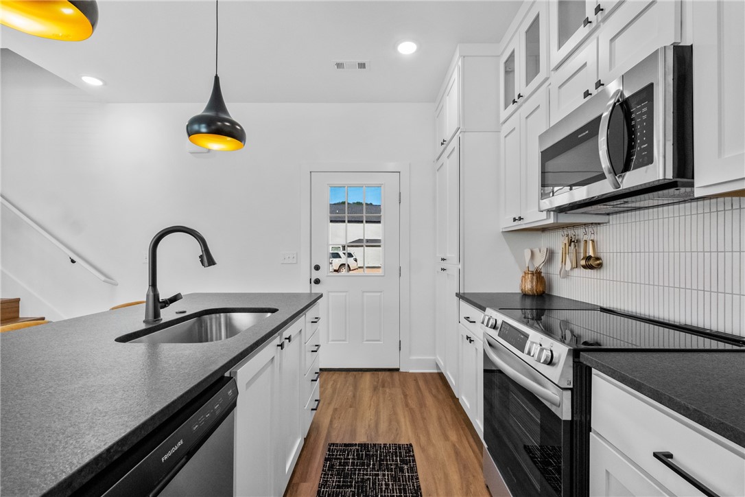 Southern Woods Sub Ph 3 - Residential Lease