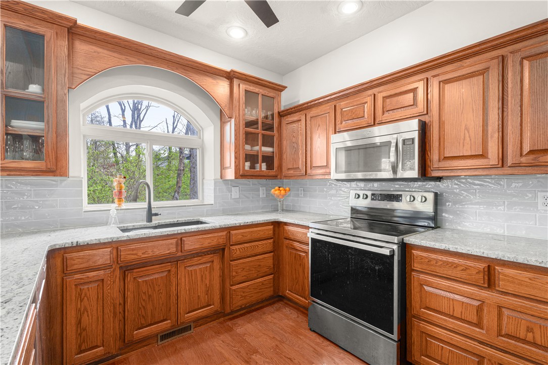 Hidden Spgs Ph 3 Bentonville - Residential