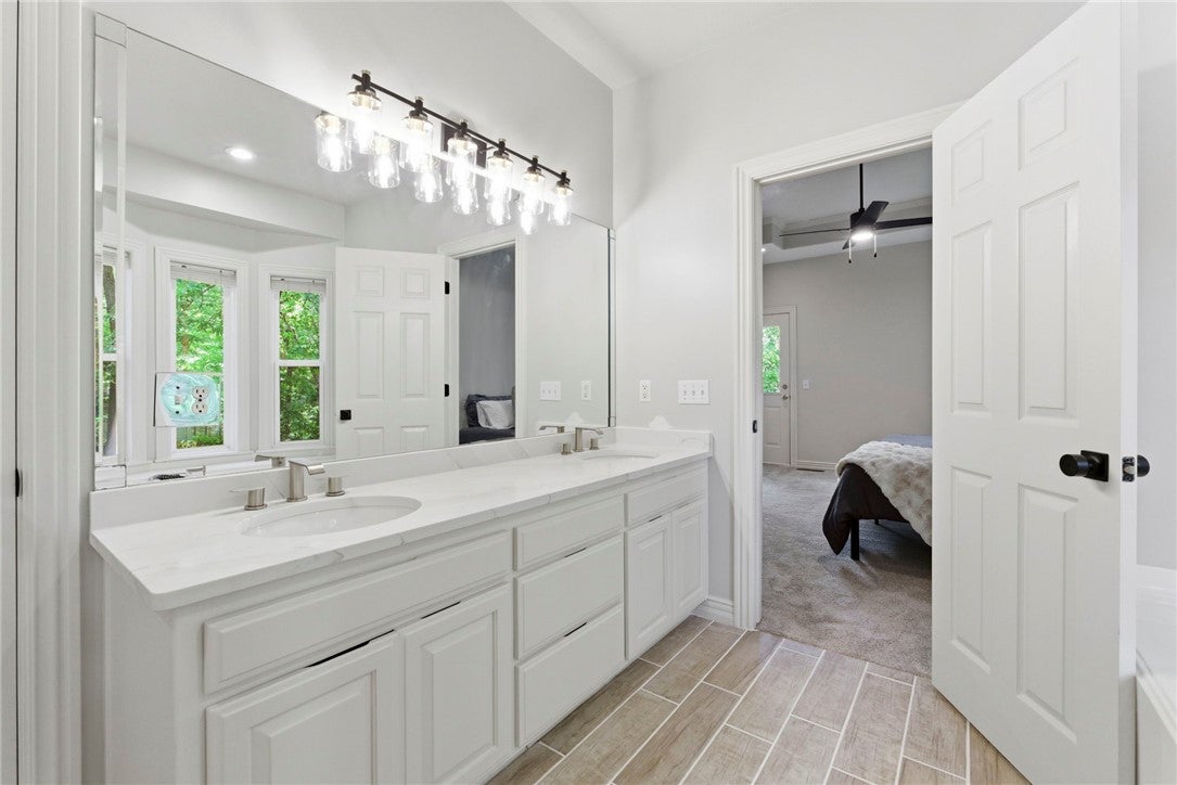 Hidden Spgs Ph 3 Bentonville - Residential