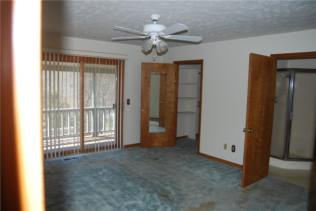 Unit 106 Holiday Island - Residential