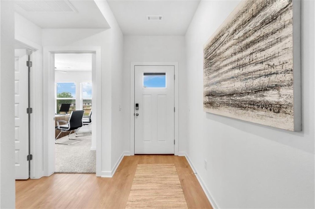 Wagon Wheel Crossing - Residential Lease