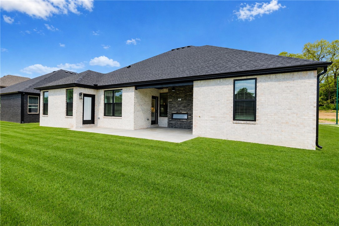 Oak Brook Sub Ph 1 Siloam Spgs - Residential