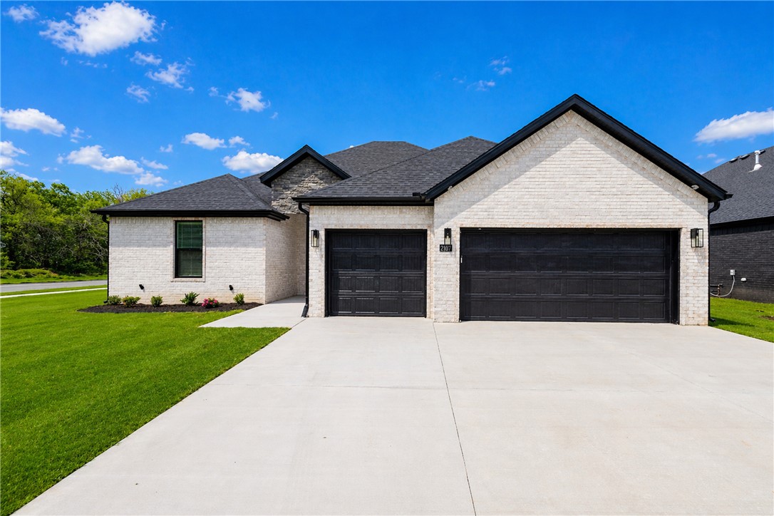 Oak Brook Sub Ph 1 Siloam Spgs - Residential