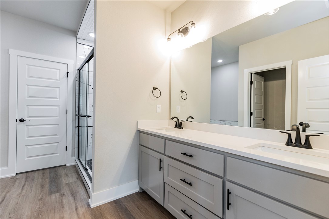 Oak Brook Sub Ph 1 Siloam Spgs - Residential