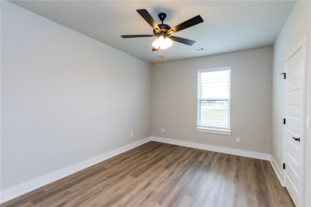 Oak Brook Sub Ph 1 Siloam Spgs - Residential