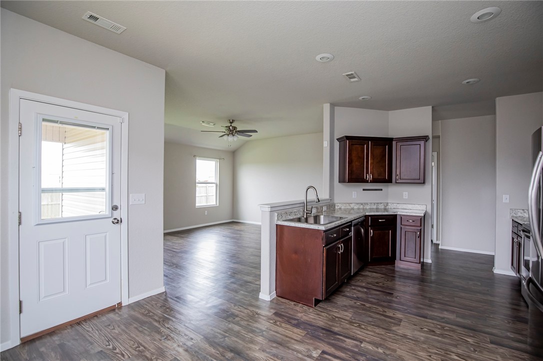 Silver Meadows Ph 1 2017 Highfill - Residential Lease