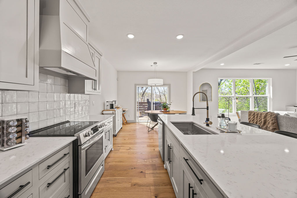 Lands End Sub Bvv - Residential