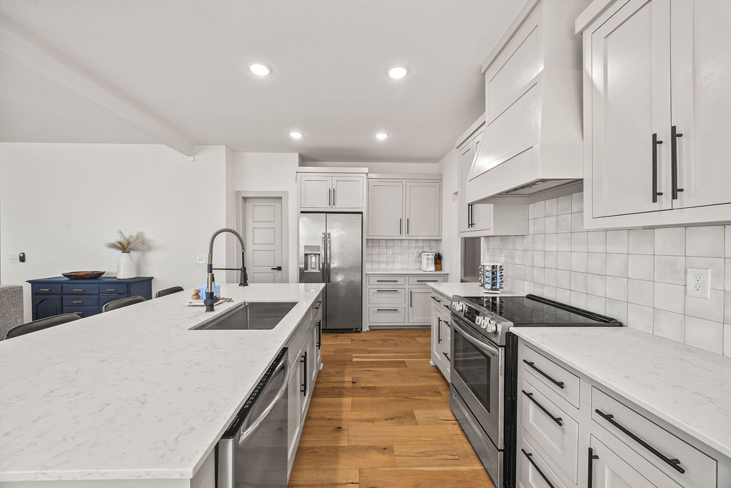 Lands End Sub Bvv - Residential