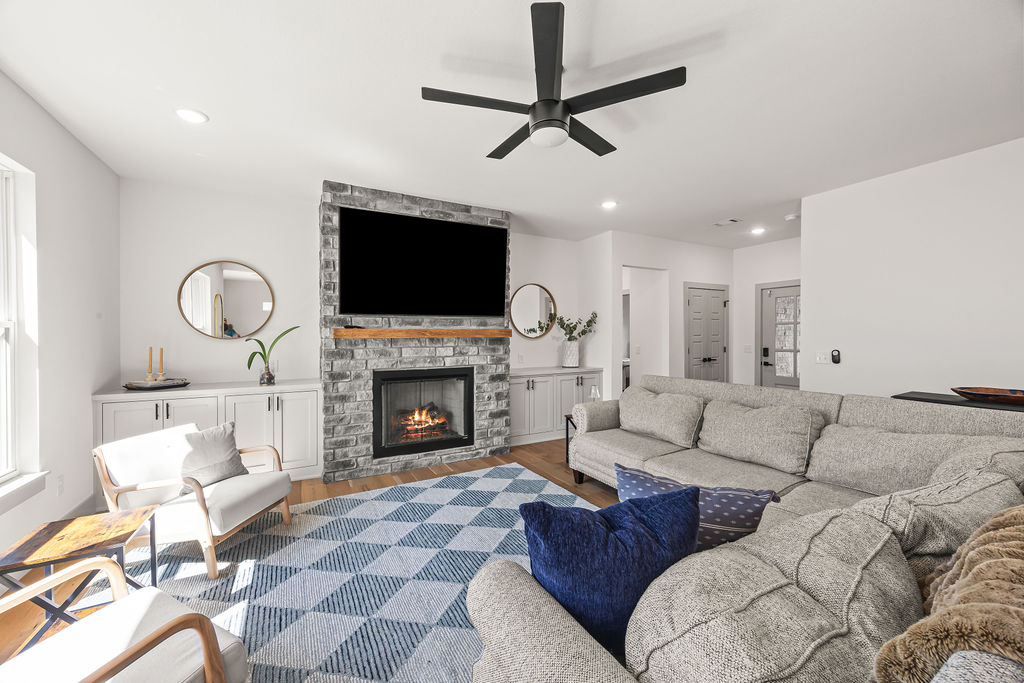 Lands End Sub Bvv - Residential